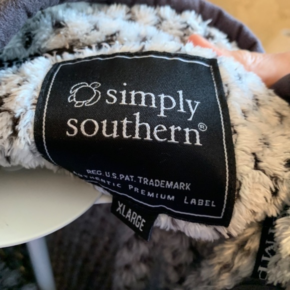 Simply Southern Sherpa pullover. Worn 2x‎ - Picture 2 of 7